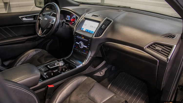 Ford EDGE cena 124900 przebieg: 65000, rok produkcji 2019 z Szczecin małe 667